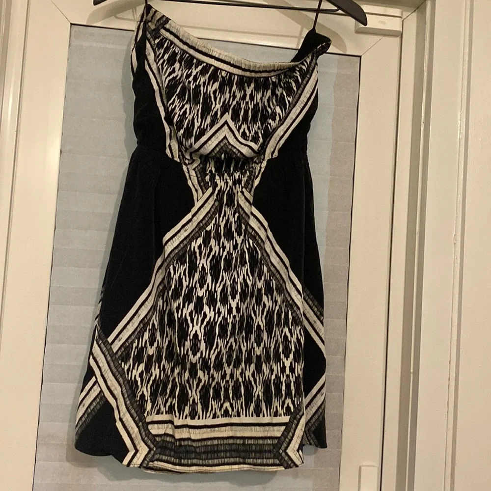 Express Strapless Dress - Picture 1 of 3